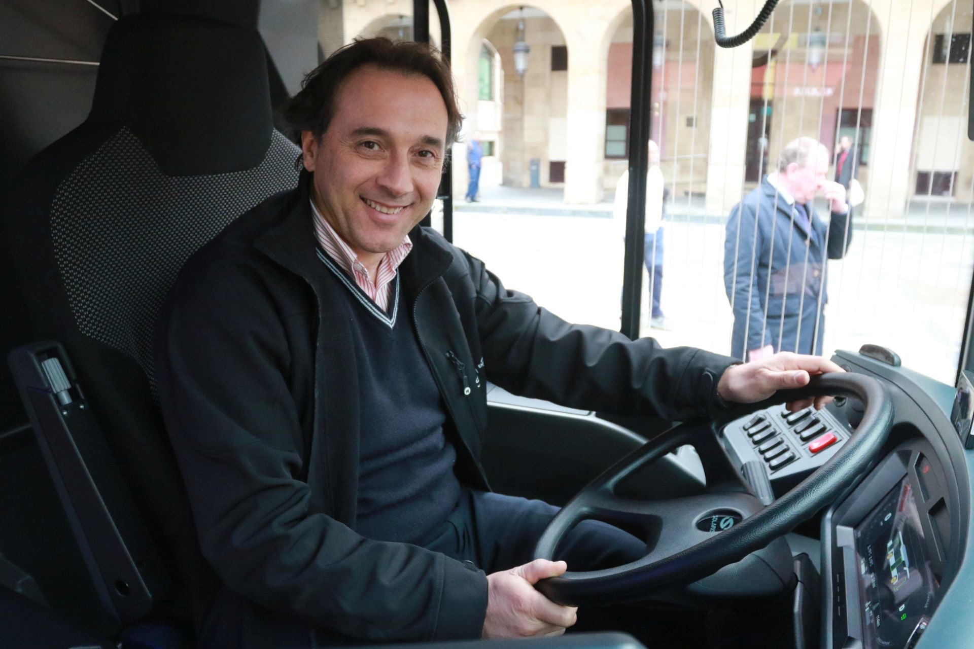 Gijón estrena autobuses: más seguros y eléctricos