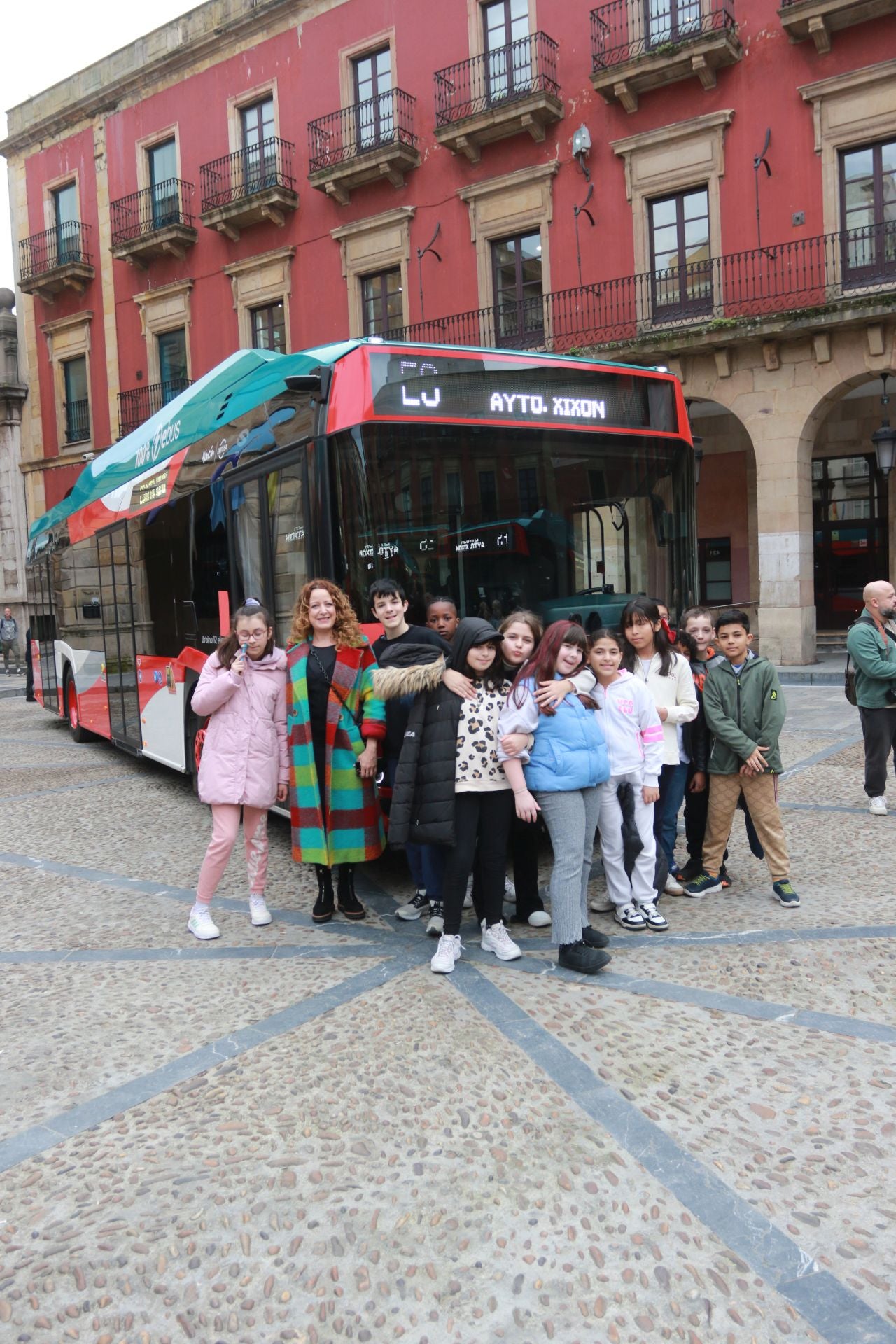 Gijón estrena autobuses: más seguros y eléctricos