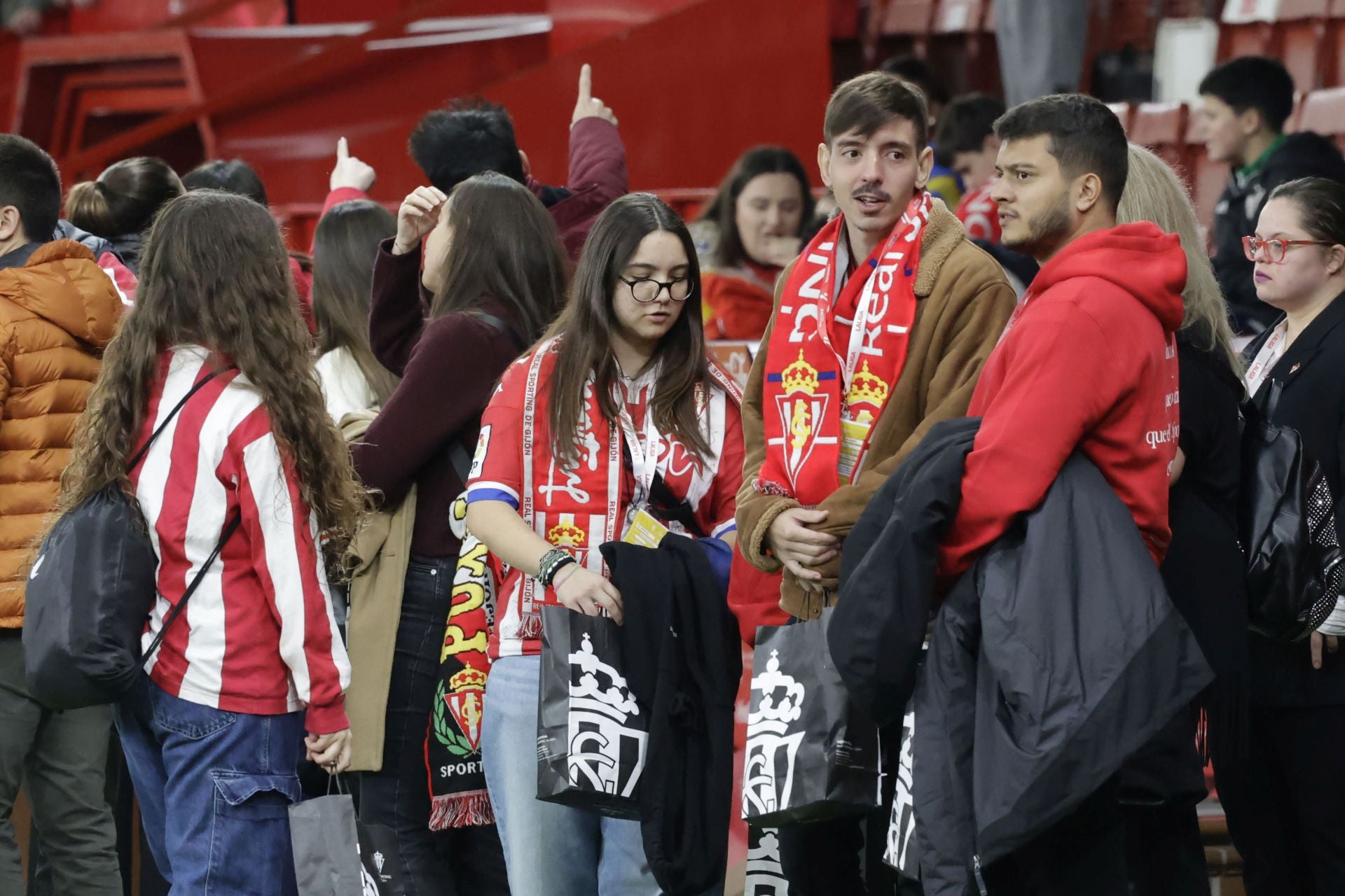 ¿Estuviste en el Sporting de Gijón - Almería? ¡Búscate!