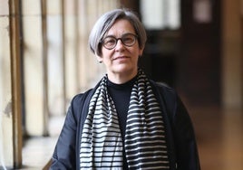 Rose Marie Beck, en el claustro alto del Edificio Histórico de la Universidad.