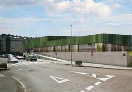 Cuatro empresas optan a la rehabilitación de la piscina climatizada de Villaviciosa