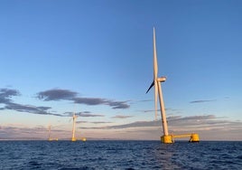 Windfloat Atlantic, el primer parque eólico flotante semisumergible del mundo, liderado por EDP Renovables y ubicado en el norte de Portugal, cuenta con turbinas construidas por Windar y Navantia.