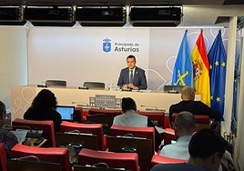 El consejero de Hacienda, Guillermo Peláez, esta mañana, en la sede de Presidencia.