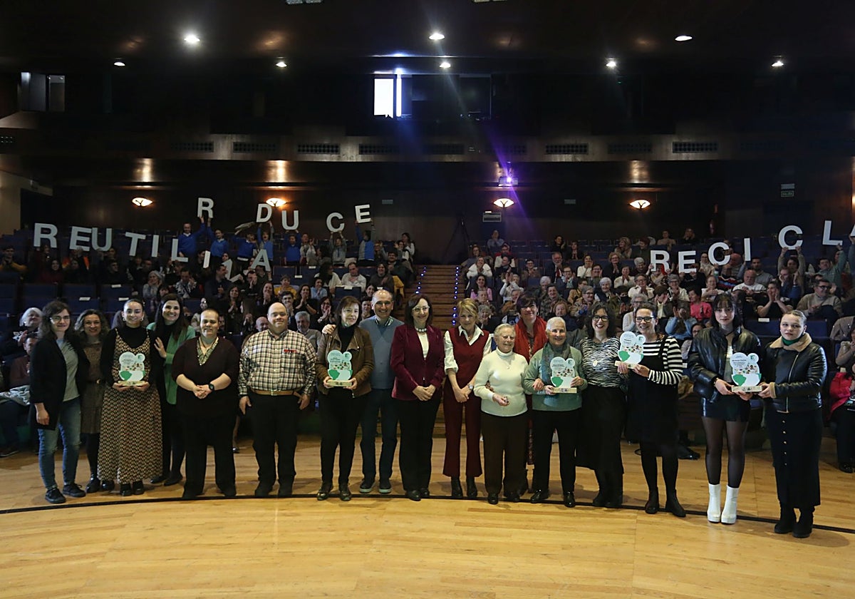 Finalistas asturianos que representarán a Asturias en Países Bajos.