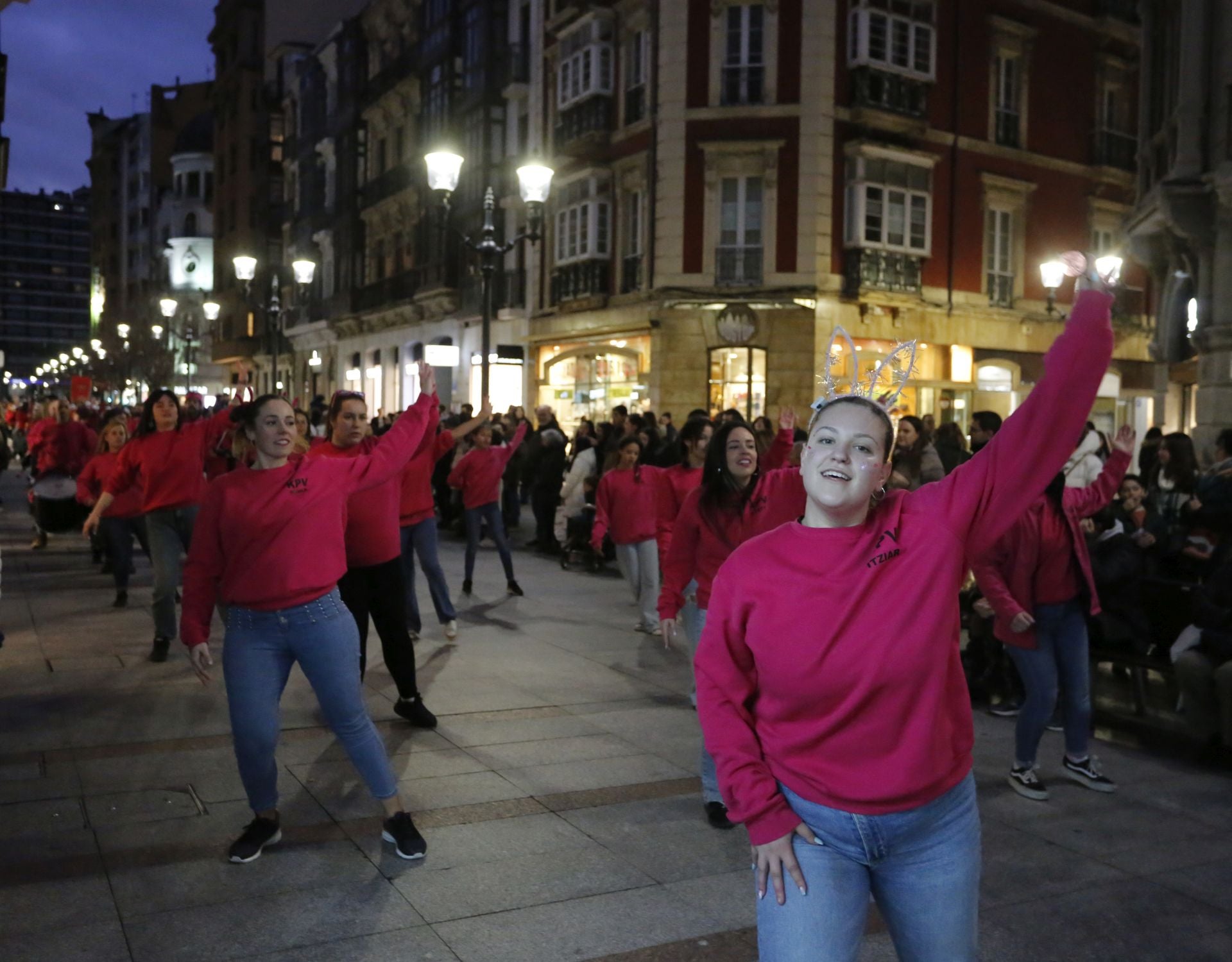 El pregón da el pistoletazo de salida al Antroxu de Gijón