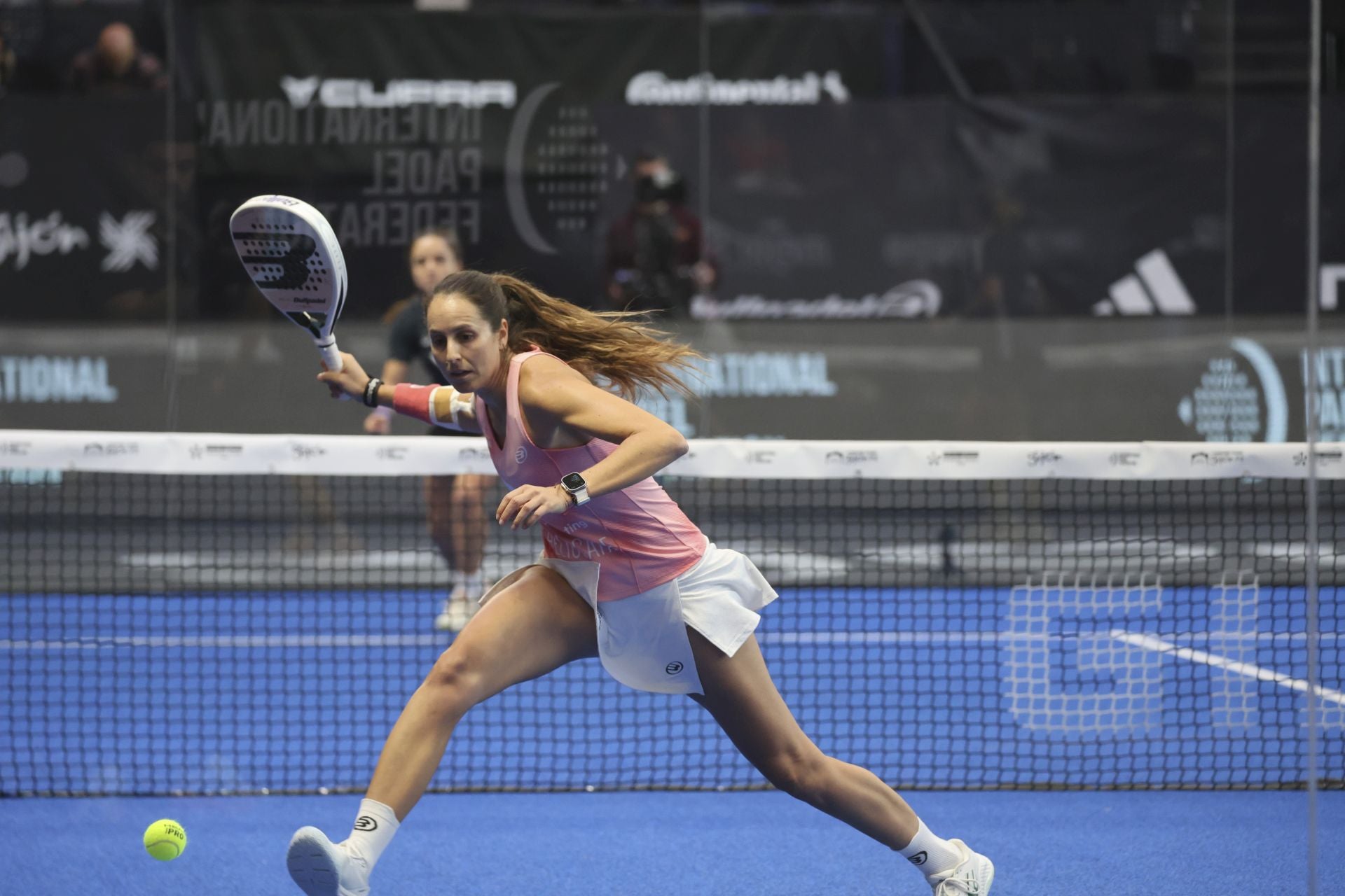 ¿Estuviste en la final femenina del Gijón Premier Padel? ¡Búscate en las fotos!