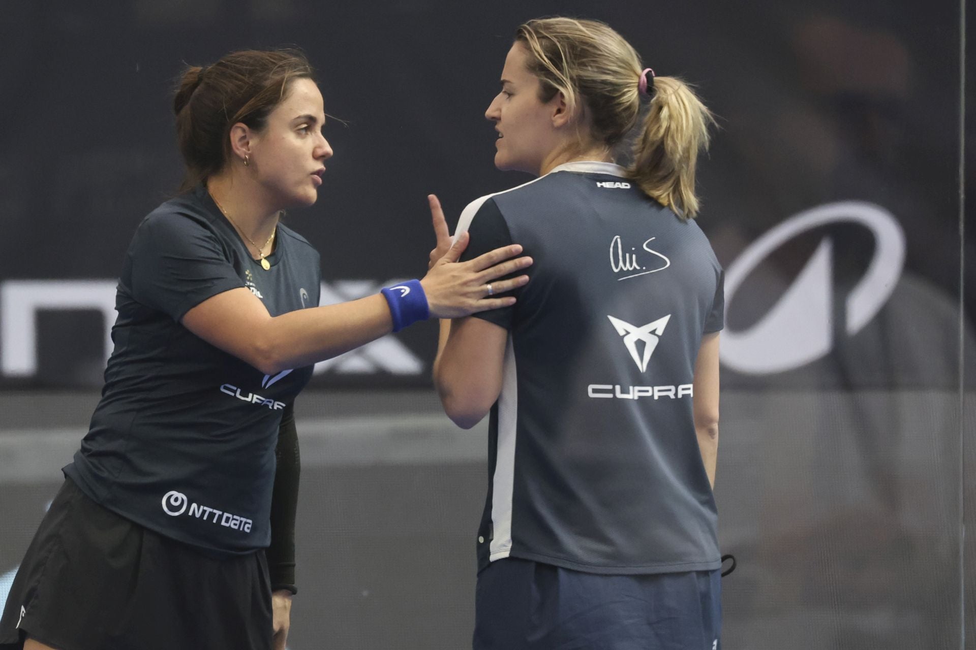 ¿Estuviste en la final femenina del Gijón Premier Padel? ¡Búscate en las fotos!