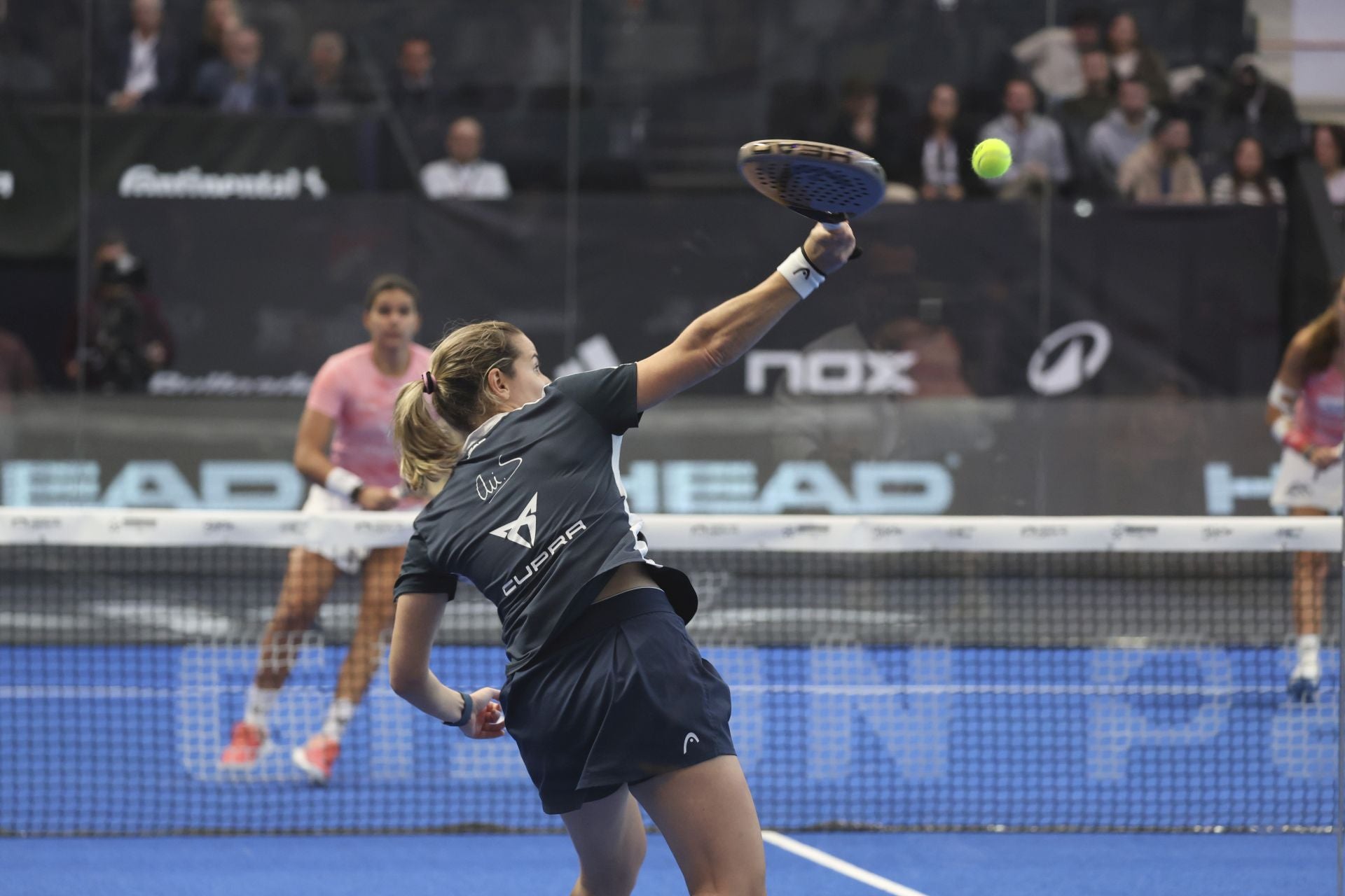 ¿Estuviste en la final femenina del Gijón Premier Padel? ¡Búscate en las fotos!