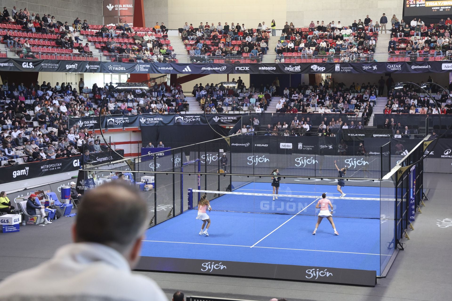 ¿Estuviste en la final femenina del Gijón Premier Padel? ¡Búscate en las fotos!
