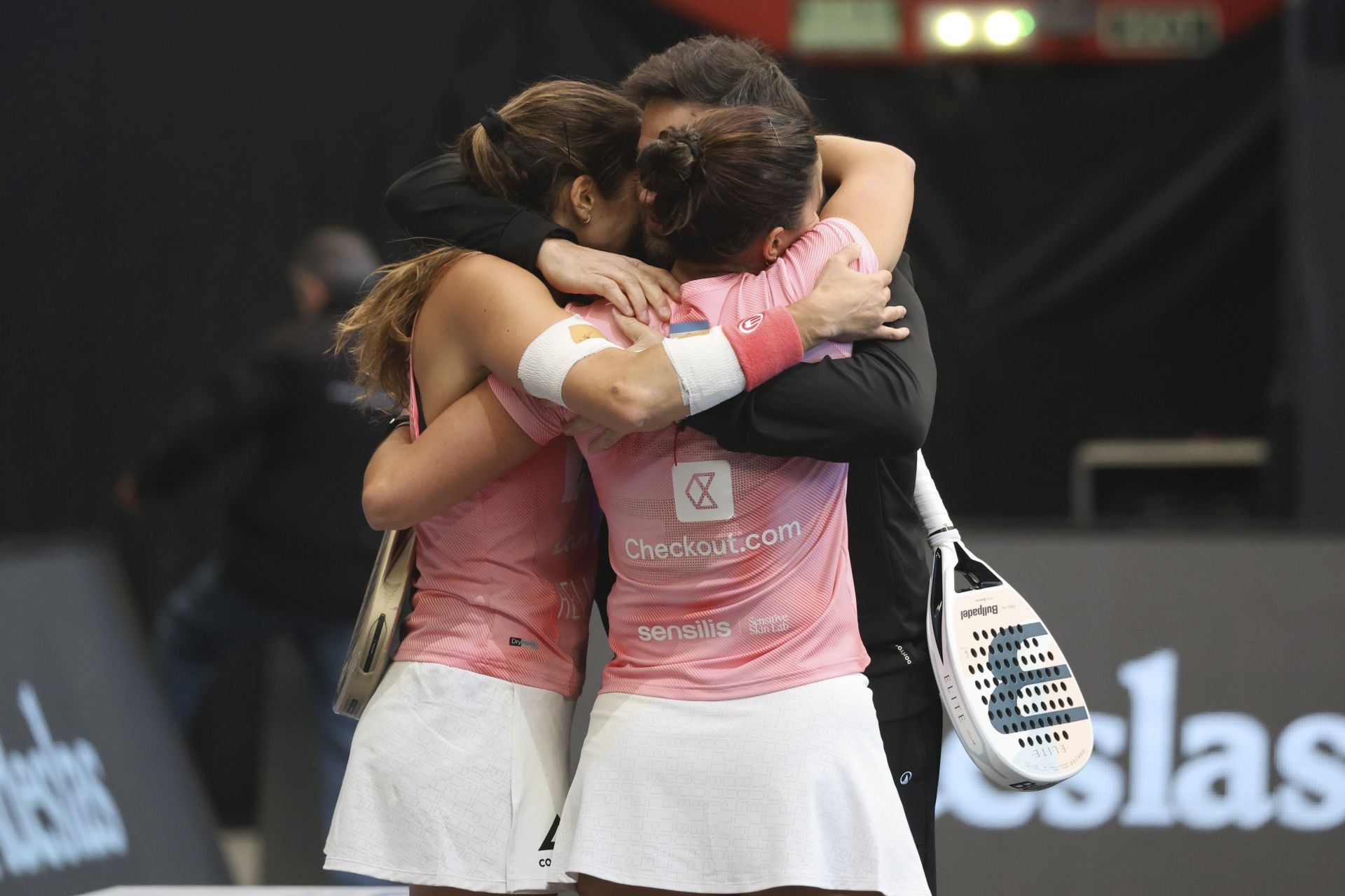 ¿Estuviste en la final femenina del Gijón Premier Padel? ¡Búscate en las fotos!