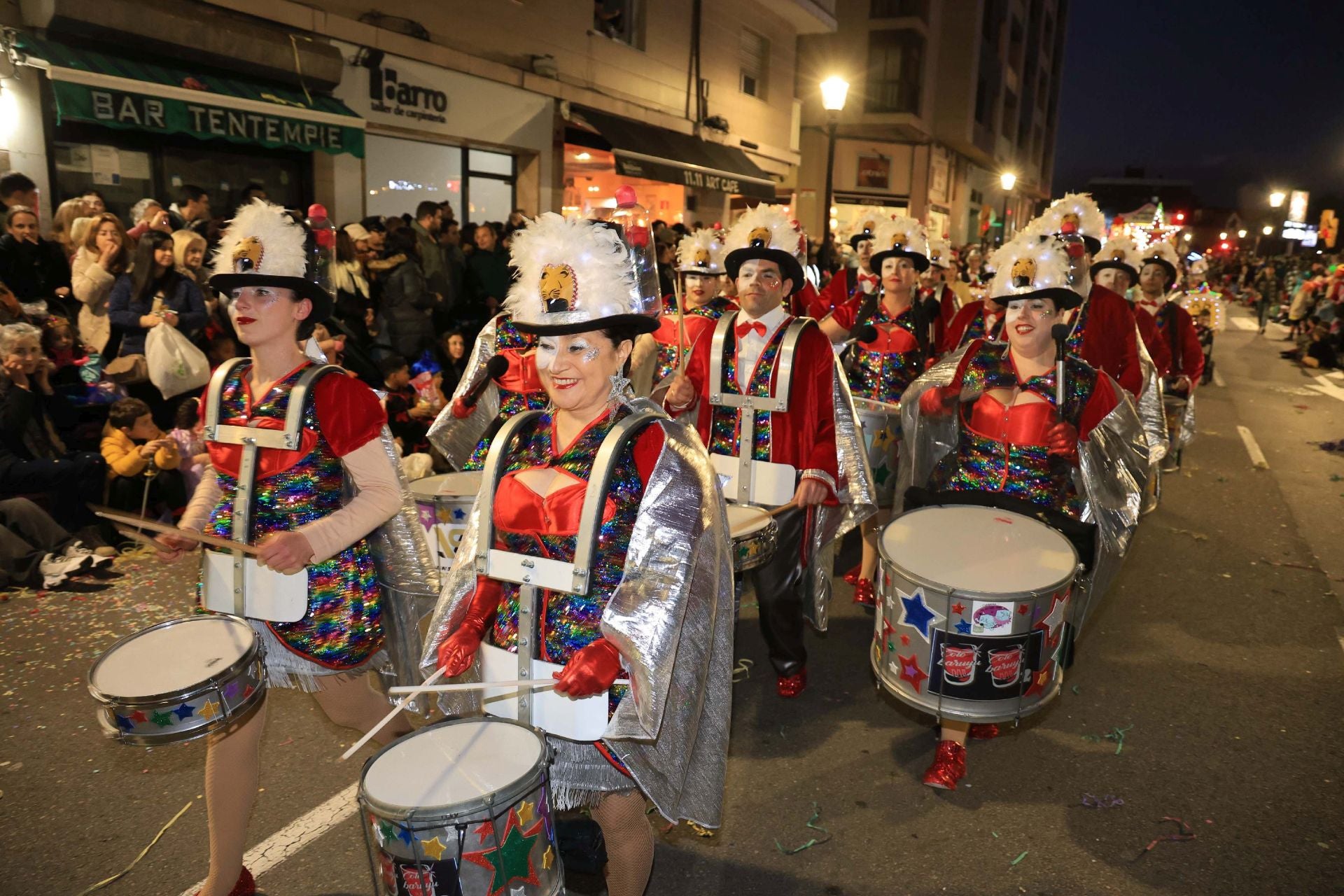 Las mejores imágenes del desfile del Antroxu de Gijón (II)