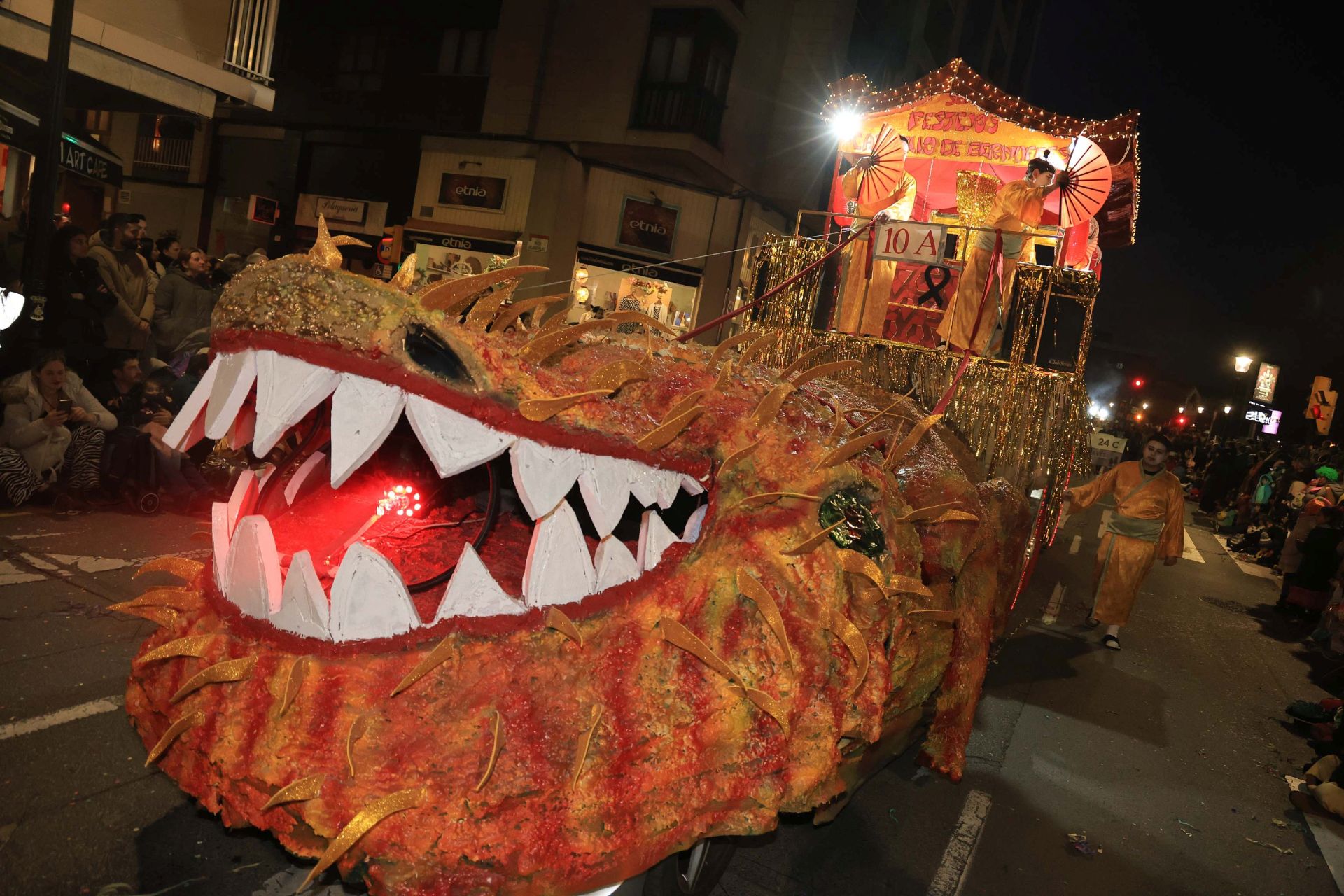 Las mejores imágenes del desfile del Antroxu de Gijón (II)