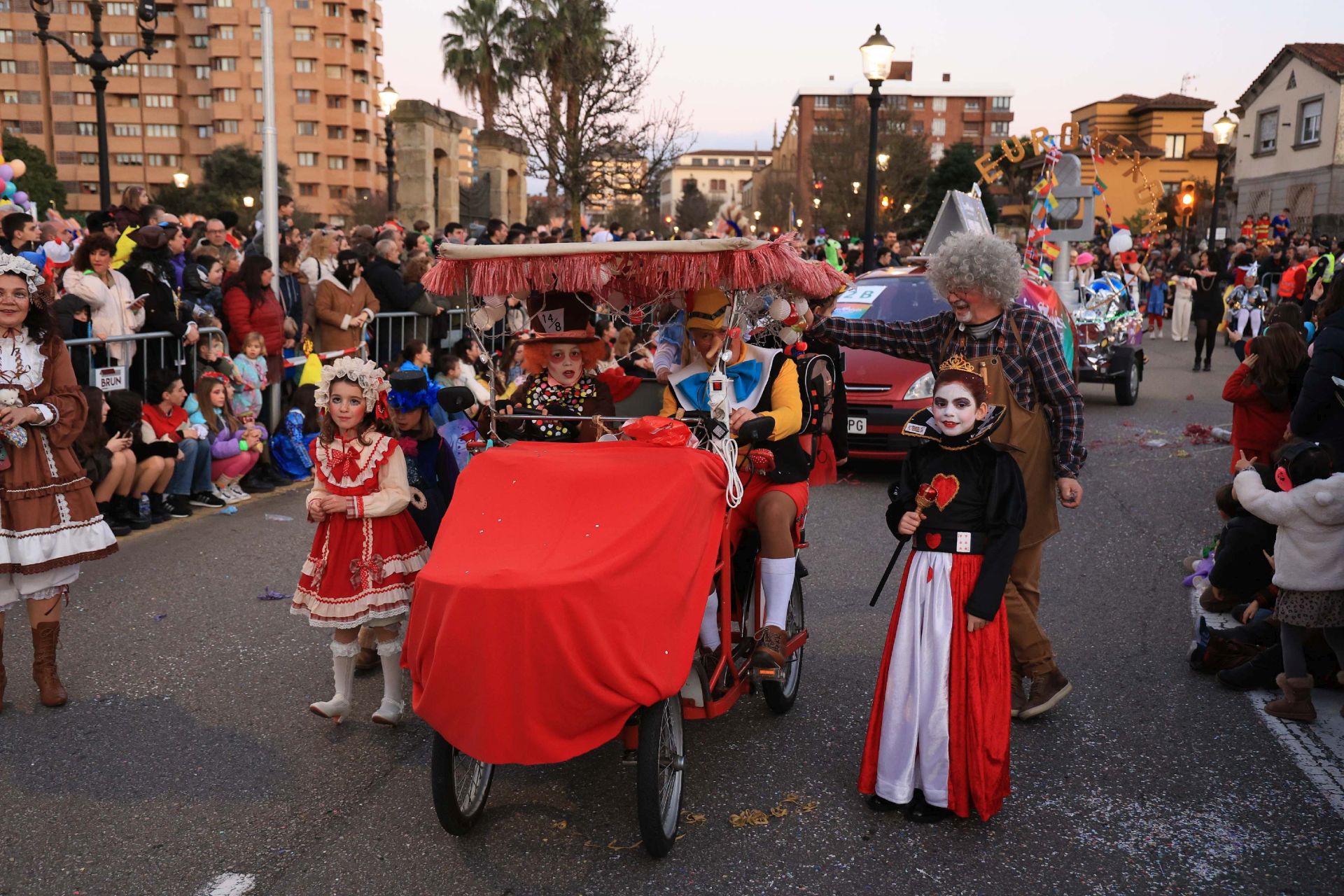 Las mejores imágenes del desfile del Antroxu de Gijón (II)