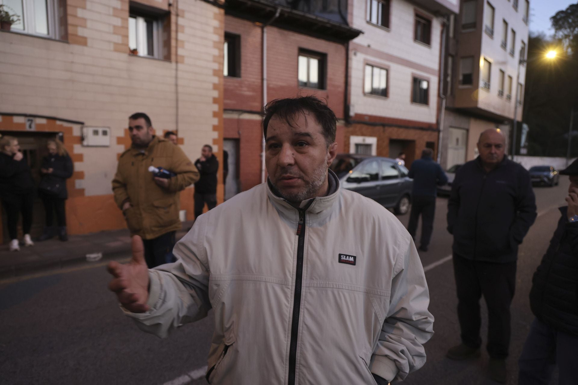 Las imágenes de la explosión de gas en Mieres que ha derrumbado un edificio