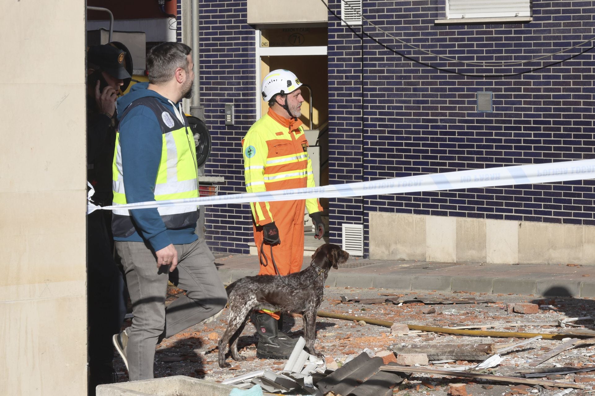 Las imágenes de la explosión de gas en Mieres que ha derrumbado un edificio