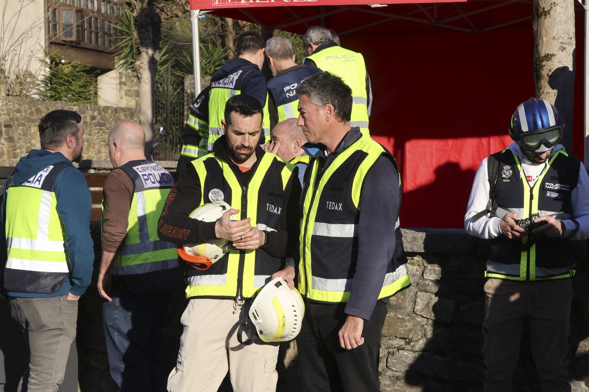 Las imágenes de la explosión de gas en Mieres que ha derrumbado un edificio