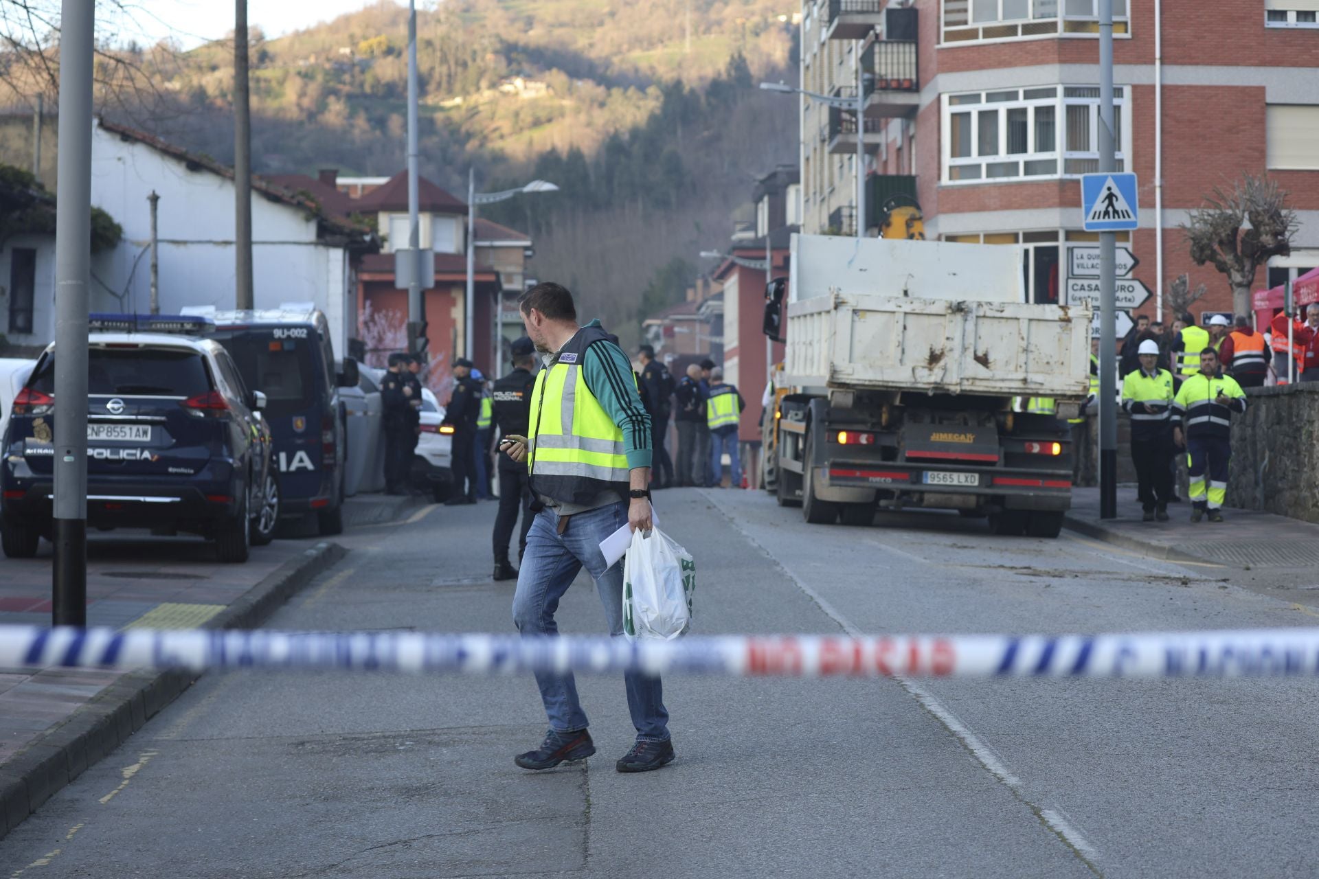 Las imágenes de la explosión de gas en Mieres que ha derrumbado un edificio