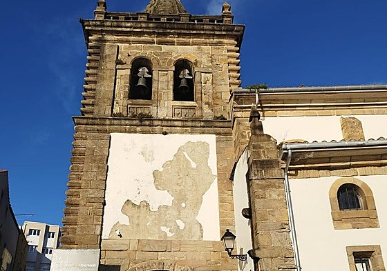 Aspecto actual de la torre de la Colegiata de San Juan Bautista.