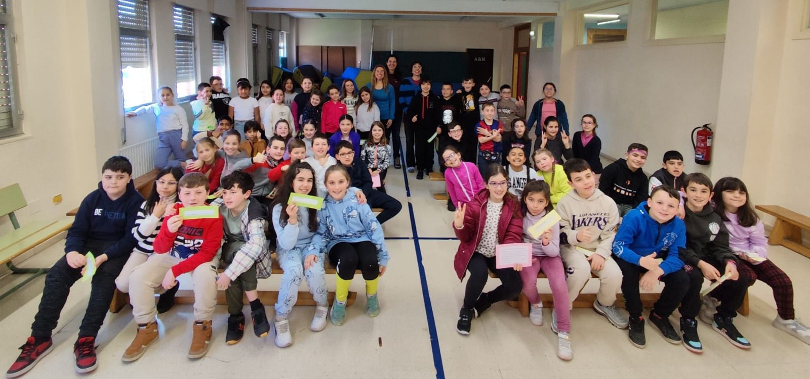 Los colegios de Gijón se vuelcan con el 8M