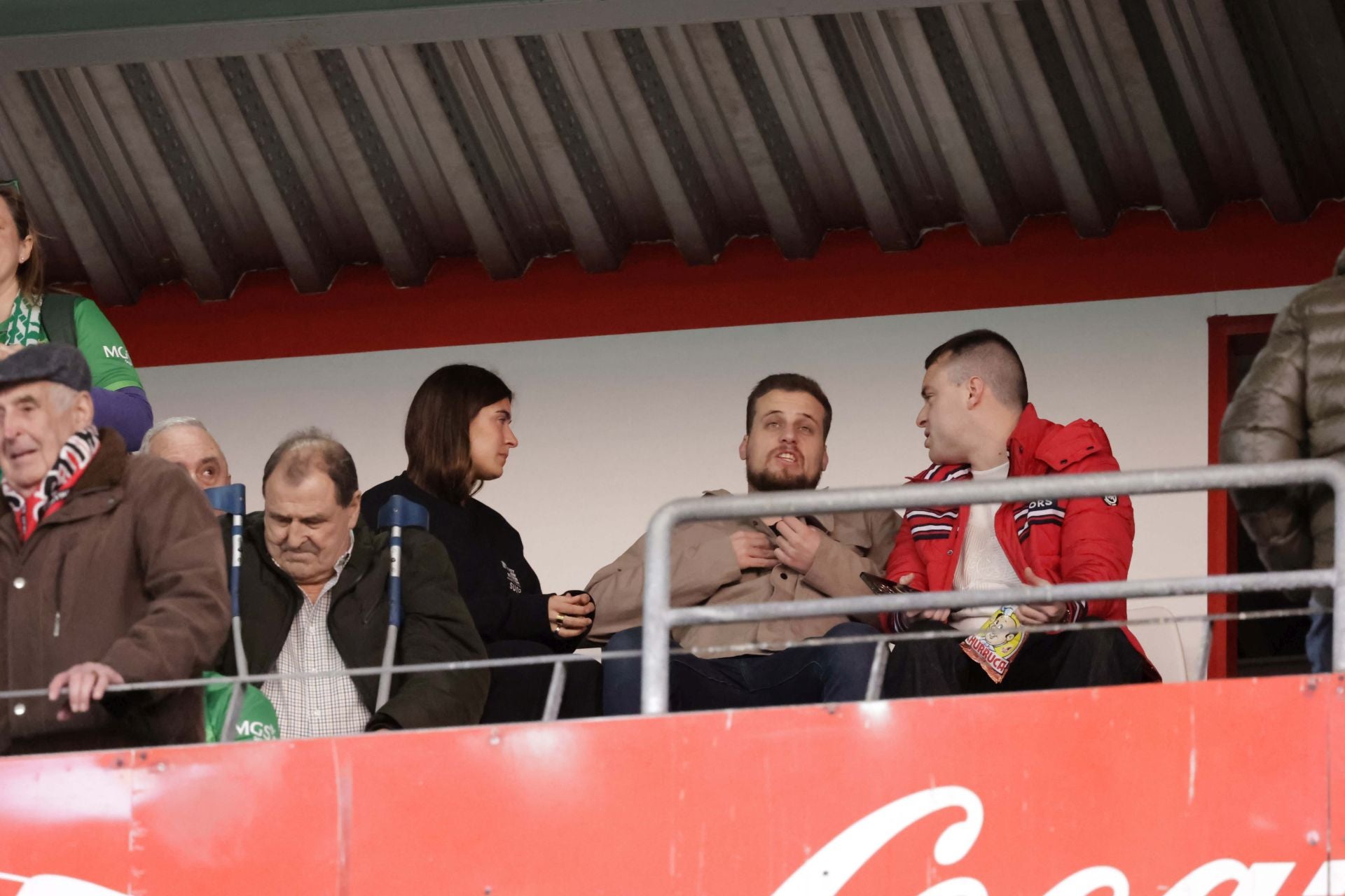 Fotos: ¿Estuviste en el Sporting-Racing en El Molinón? ¡Búscate!