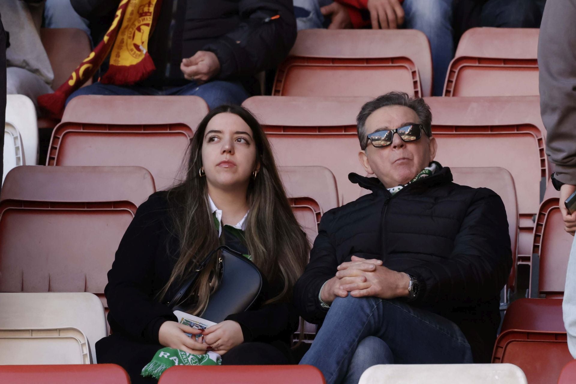 Fotos: ¿Estuviste en el Sporting-Racing en El Molinón? ¡Búscate!