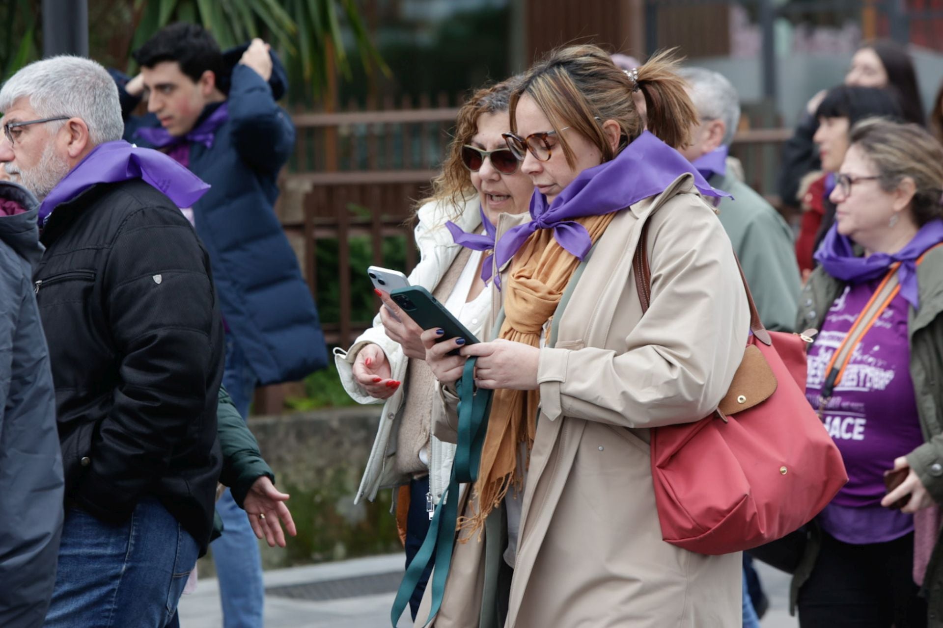 Asturias «respira lucha»: las fotos de la manifestación del 8M en Gijón