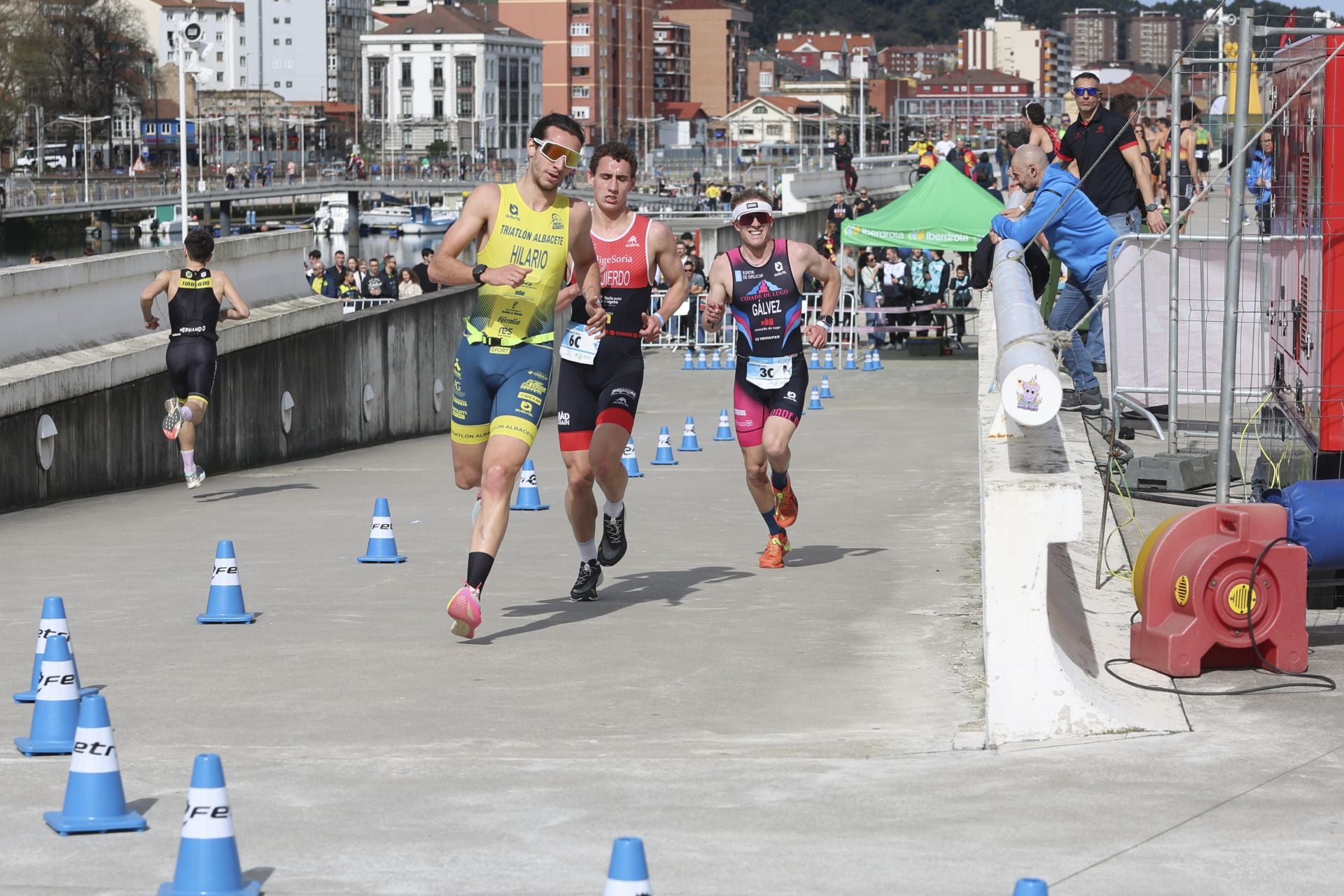 Avilés vibra con el Duatlón: las mejores fotos