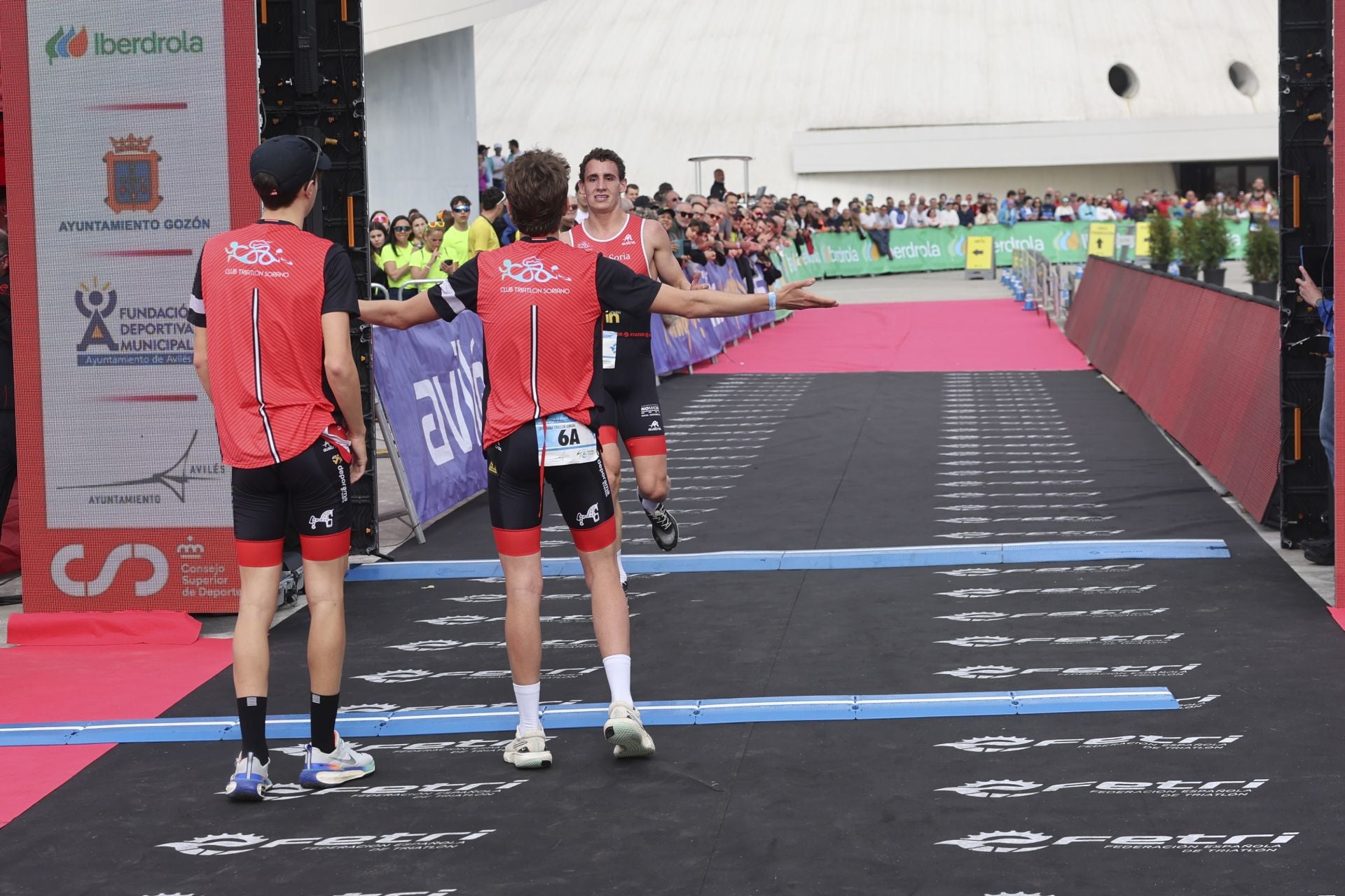 Avilés vibra con el Duatlón: las mejores fotos