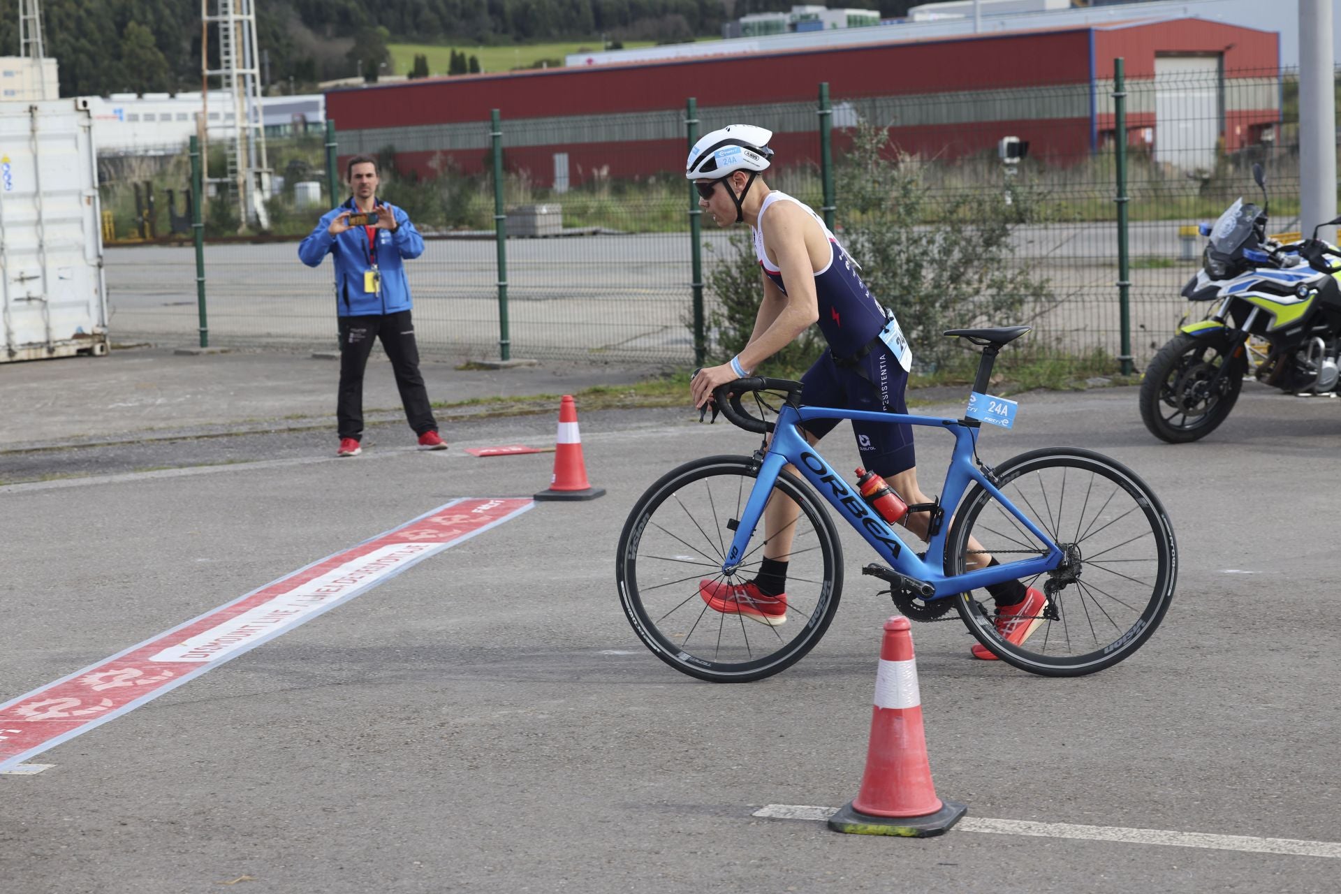 Avilés se llena de duatletas: las fotos de la competición