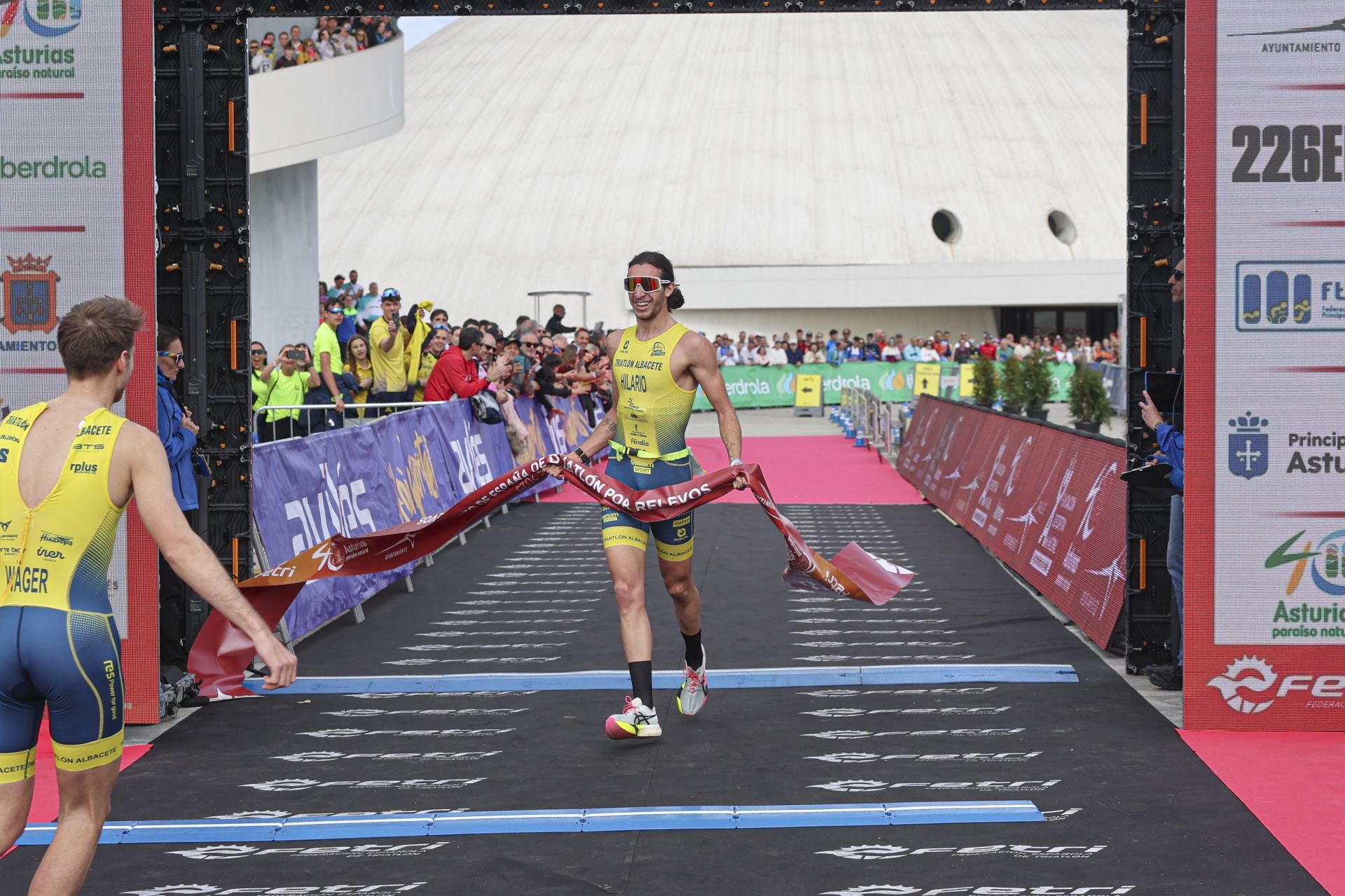 Avilés se llena de duatletas: las fotos de la competición
