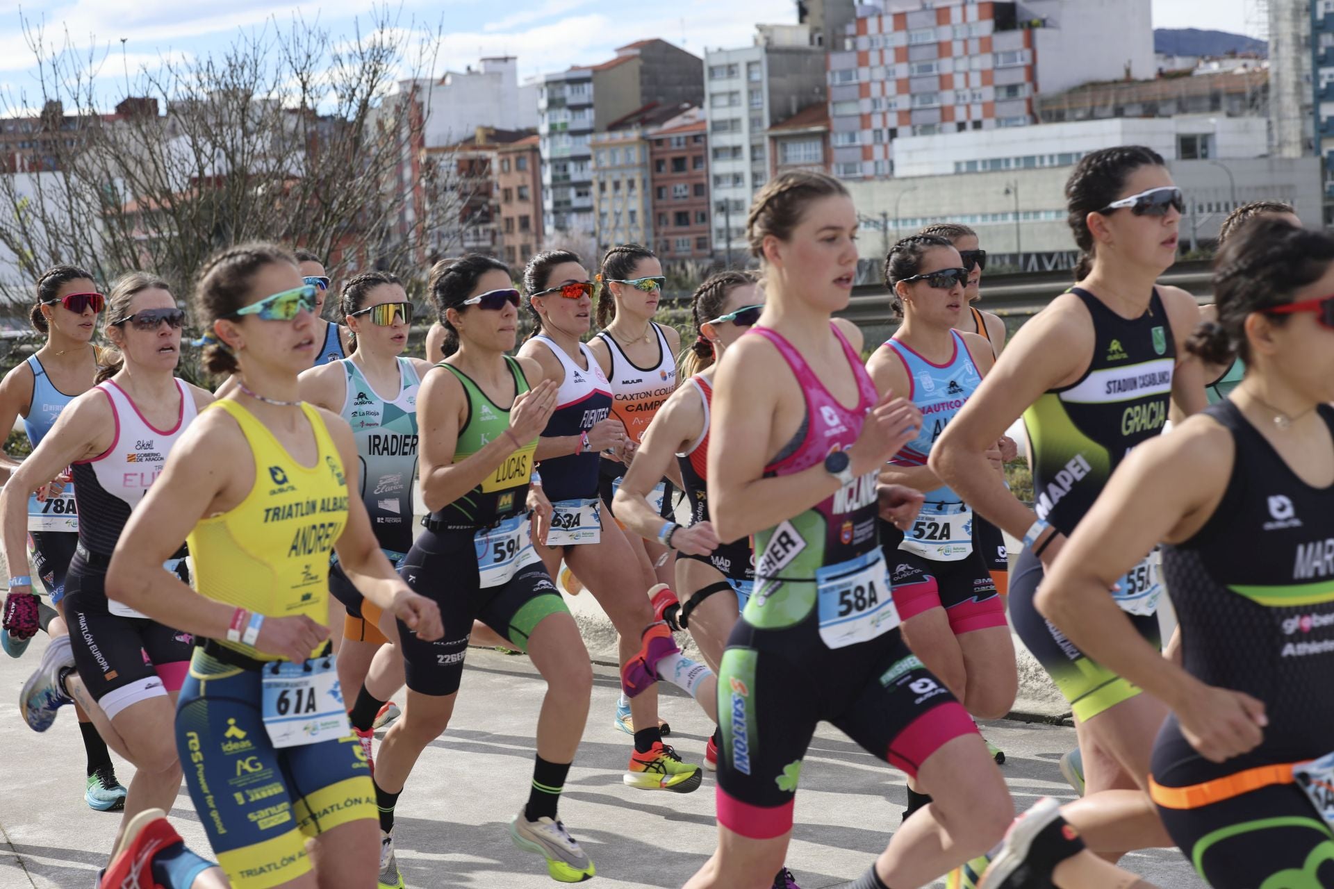Avilés se llena de duatletas: las fotos de la competición