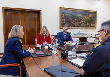 Belarmina Díaz reivindica ante el ministerio el liderazgo de Asturias en la industria de defensa