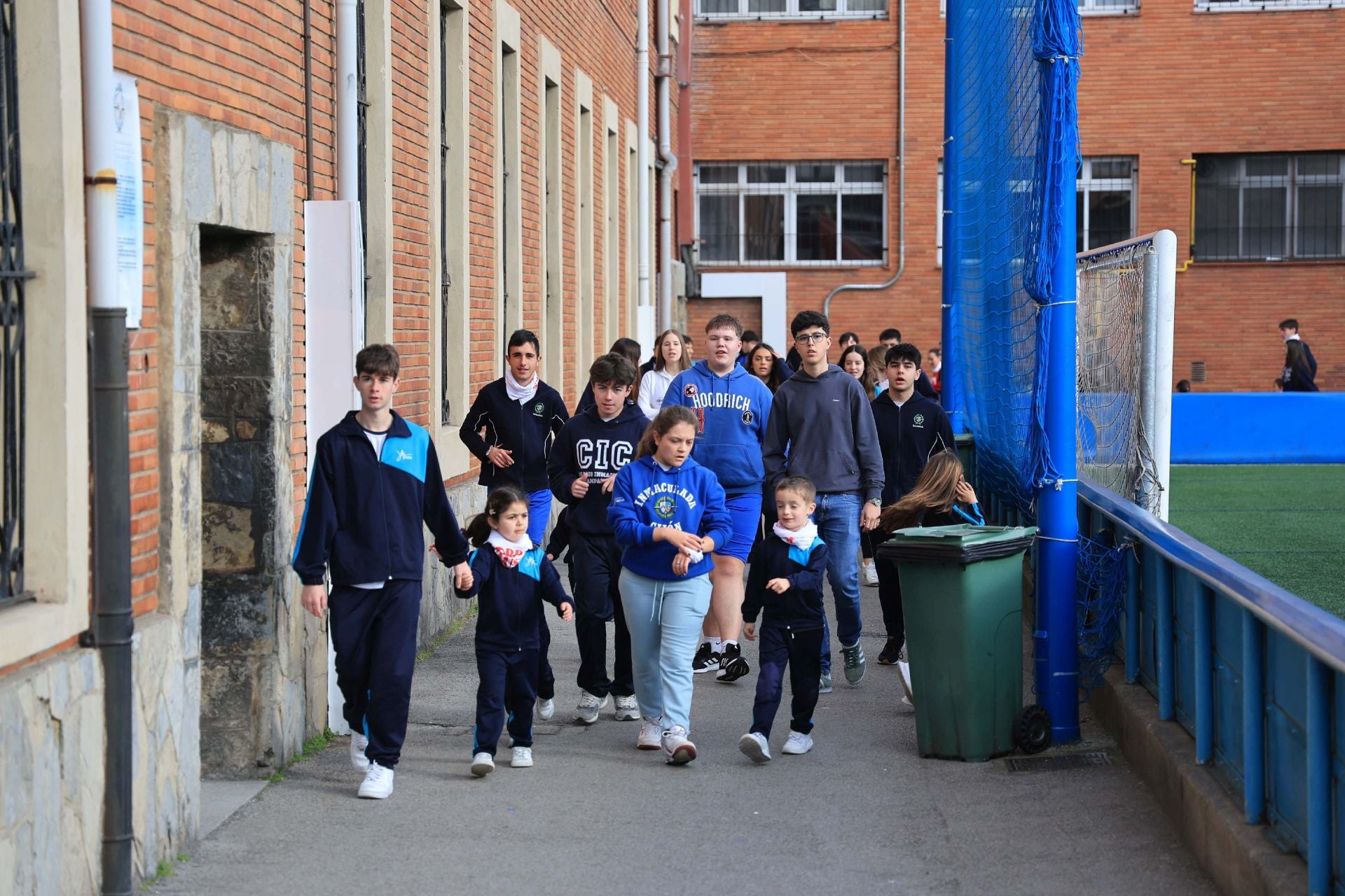 El colegio de La Inmaculada corre por Ecuador