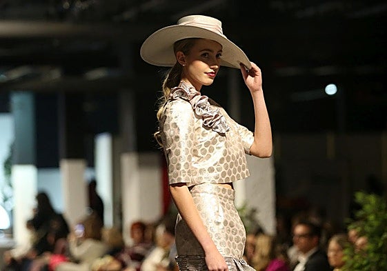 Laura Ponte en la pasarela Laurita Laureada del Pozo Sotón