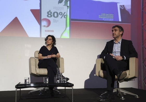 María Sánchez Díez, editora y digital storytelling de 'The New York Times', charla con Fernando Belzunce, director general Editorial de Vocento.