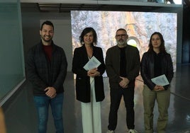 Aitor Martínez, Montserrat López, Juanjo Palacios y Cristina Ramos, en la presentación de la instalación.