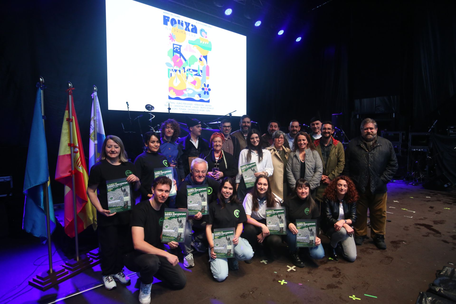 La Folixa Na Primavera llena Mieres de música, tradición y mucha sidra
