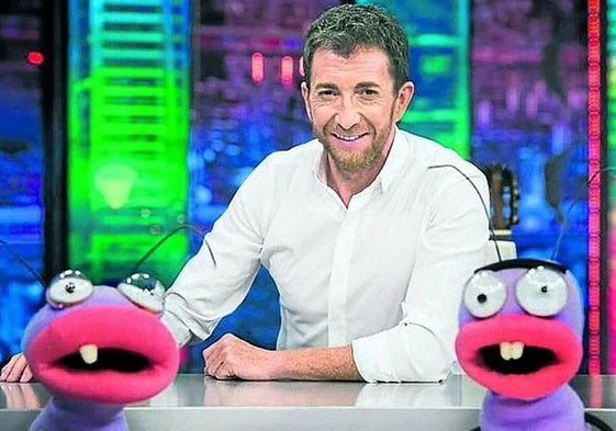 Pablo Motos con Trancas y Barrancas en el plató de 'El Hormiguero'.
