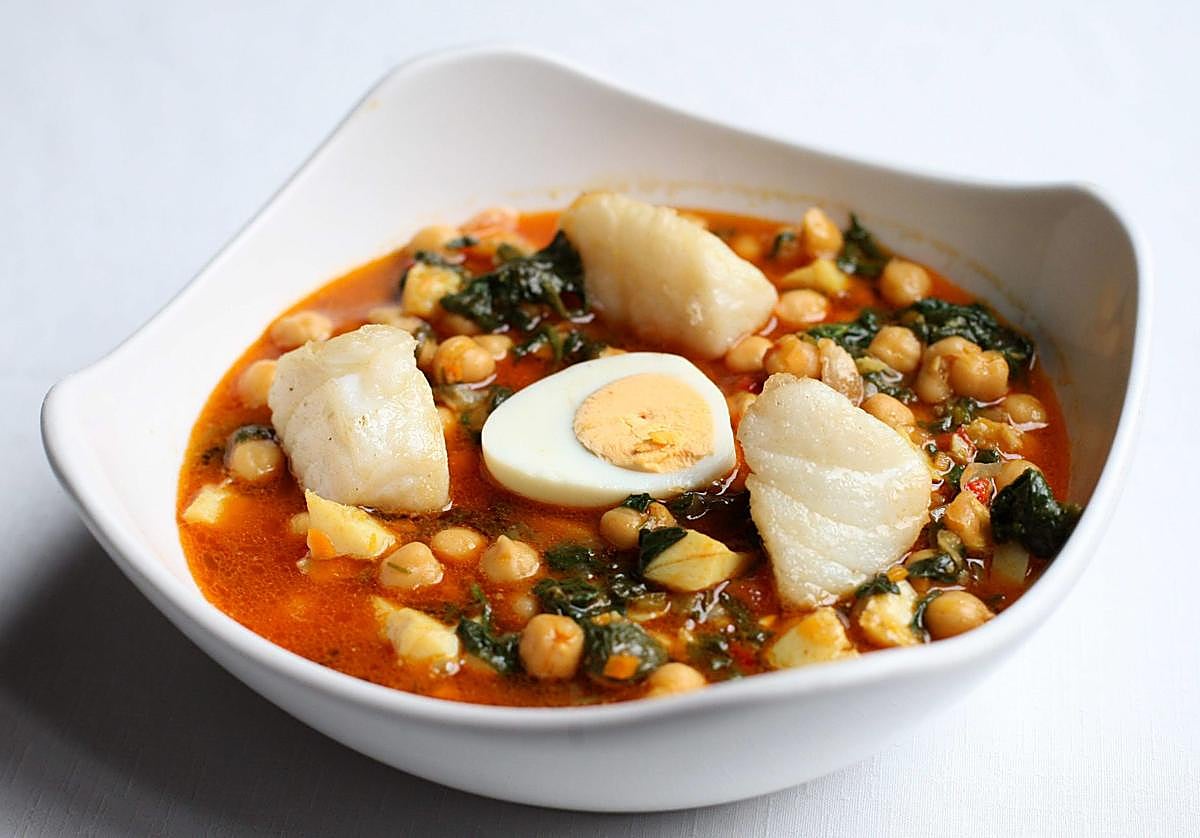 El potaje de vigilia es una de las recetas más típicas de Semana Santa