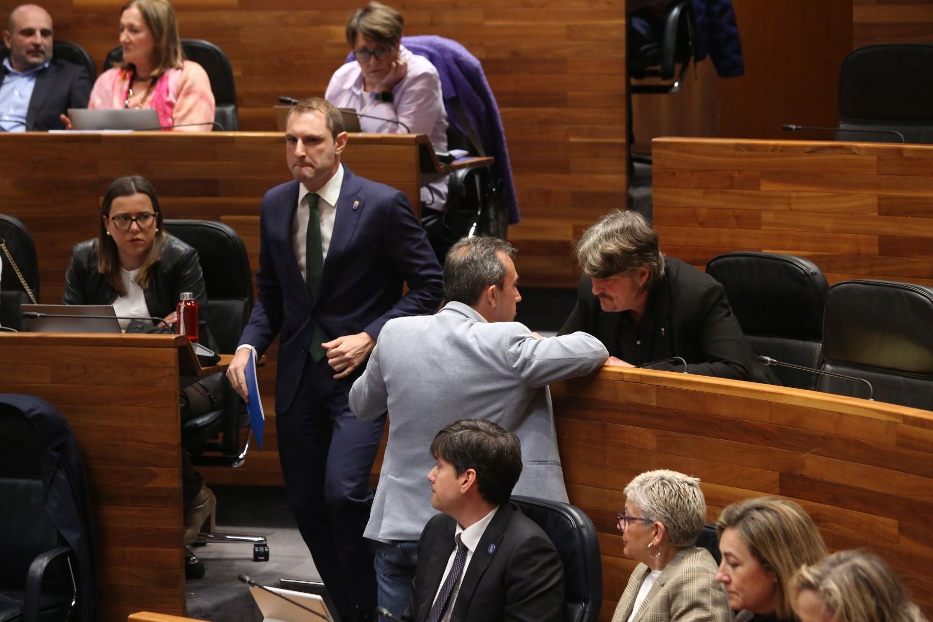 Las imágenes del Pleno que acabó con la dimisión de Belarmina Díaz