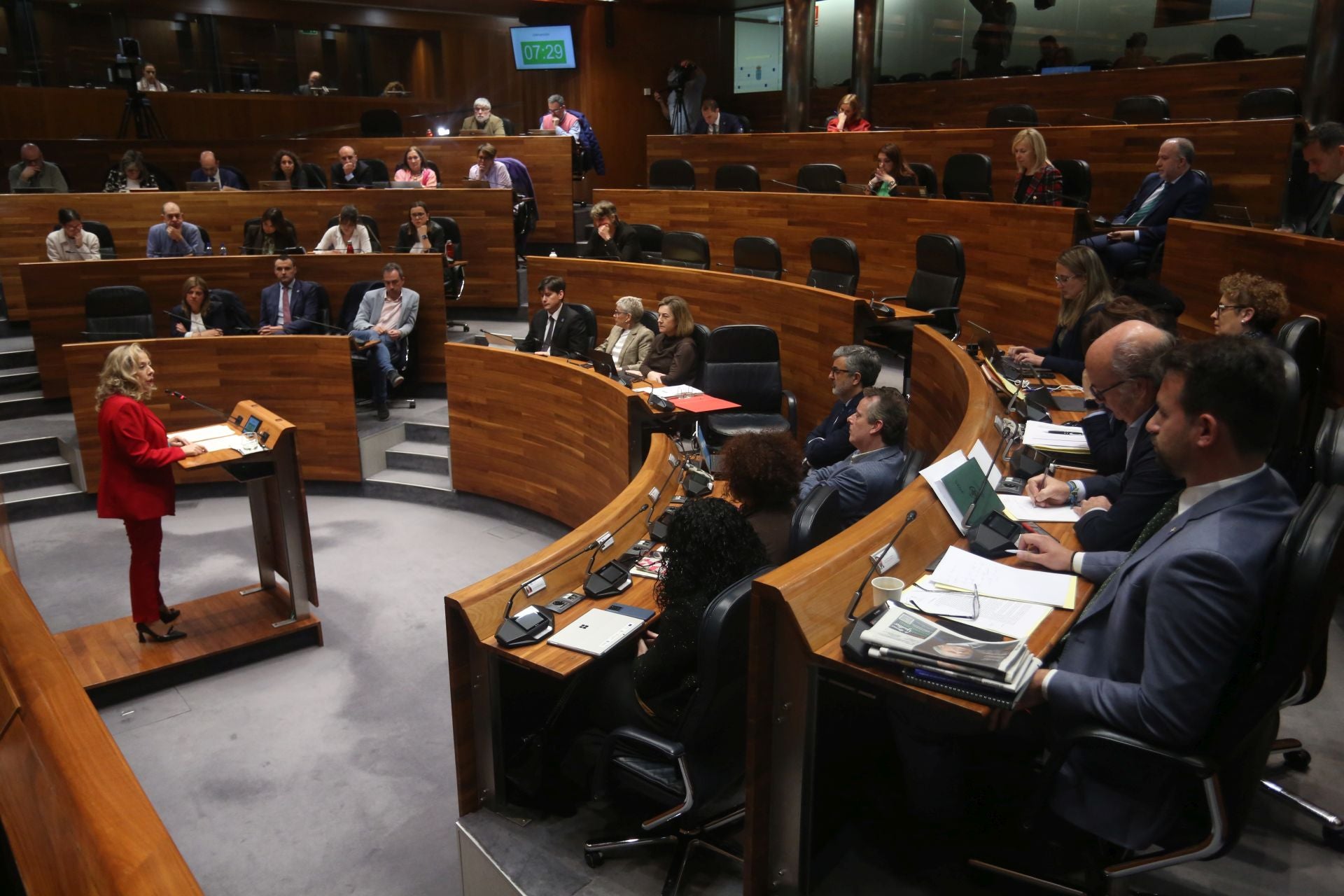 Las imágenes del Pleno que acabó con la dimisión de Belarmina Díaz