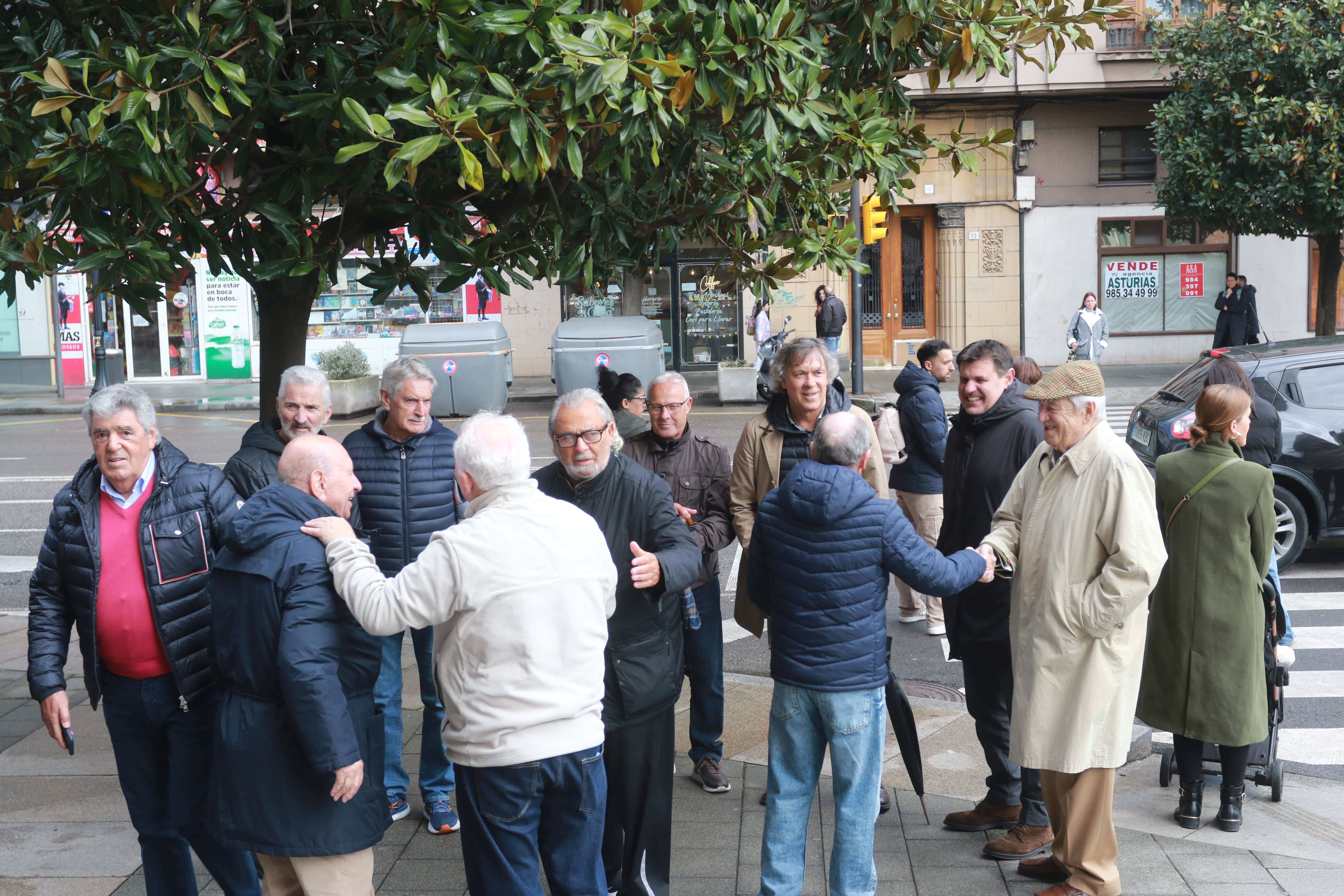 Emotiva despedida en Gijón al sportinguista Abel