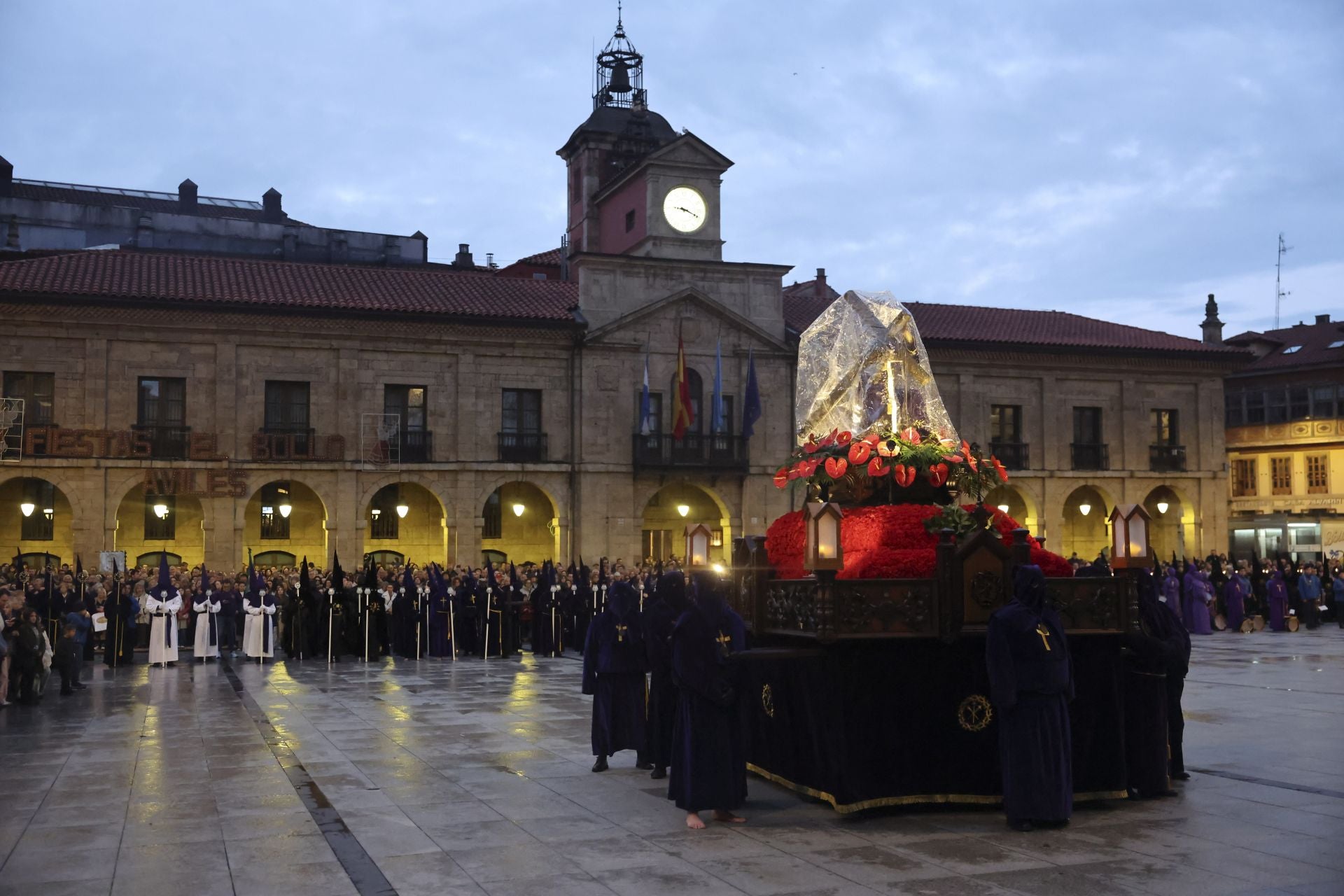 Procesión del Encuentro en Avilés
