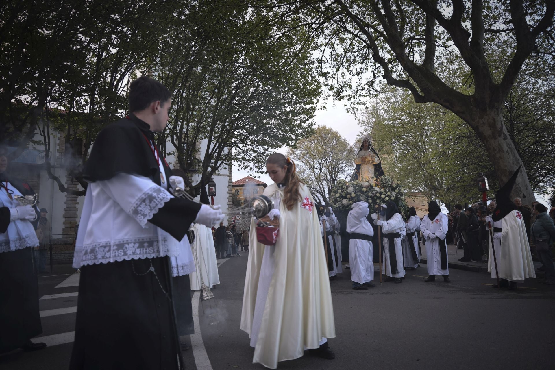 El Encuentro Camino del Calvario recorre Gijón