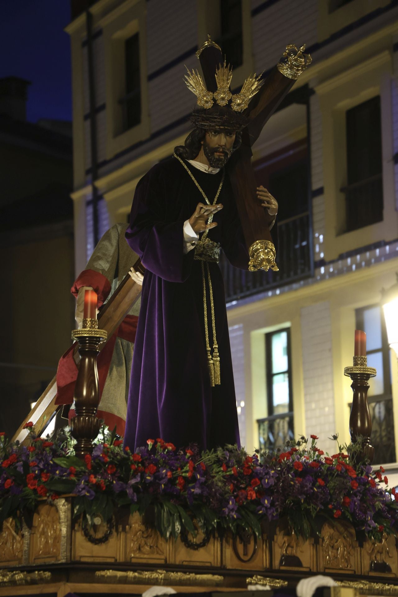 El Encuentro Camino del Calvario recorre Gijón