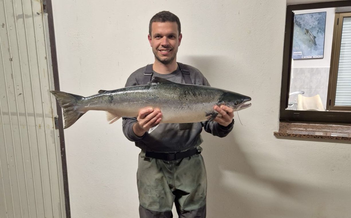 El campanu de Asturias pesó casi 7 kilos