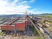 Construcción del horno eléctrico en la acería de Gijón.