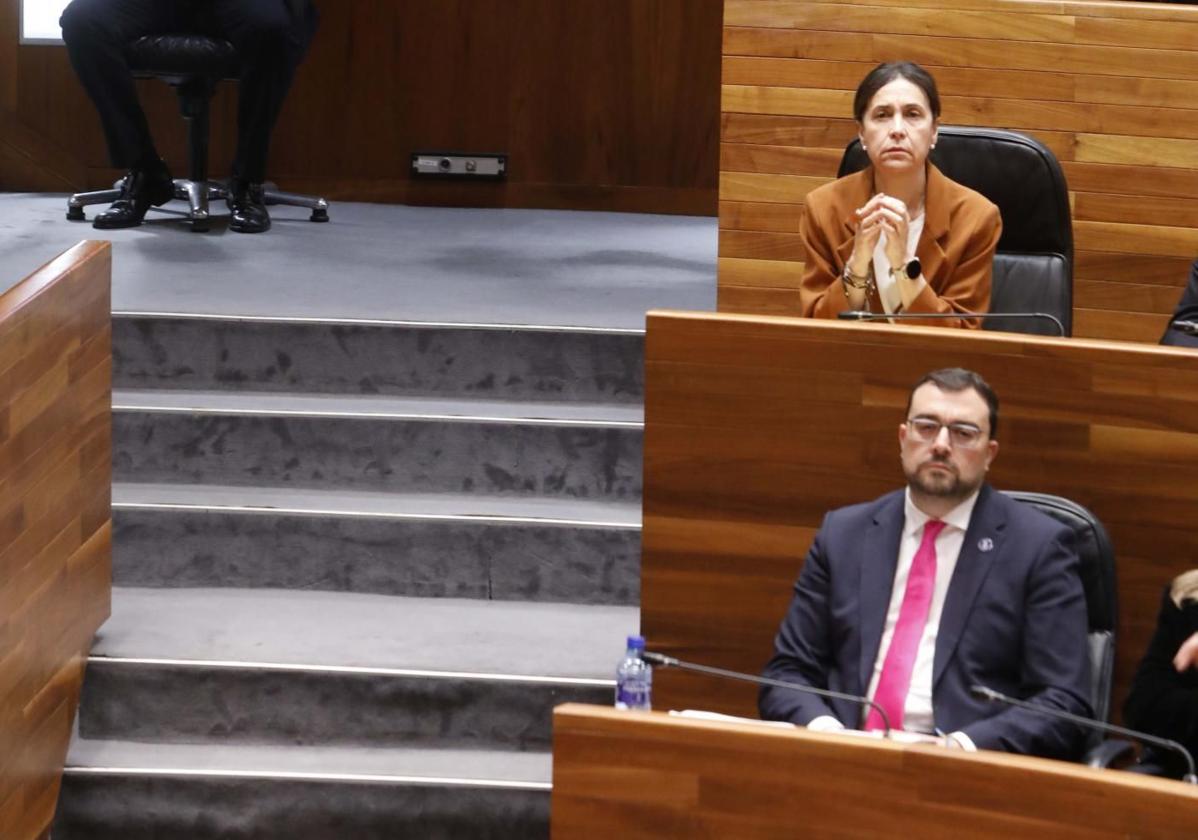 Adrián Barbón pide perdón por su comportamiento con el líder del PP en el último pleno