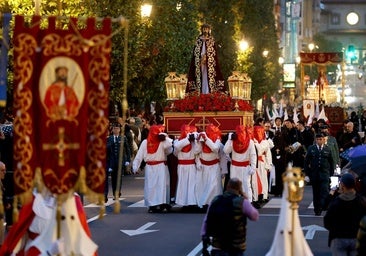 Ni la lluvia ni la falta de indultado hizo retroceder a Jesús Cautivo