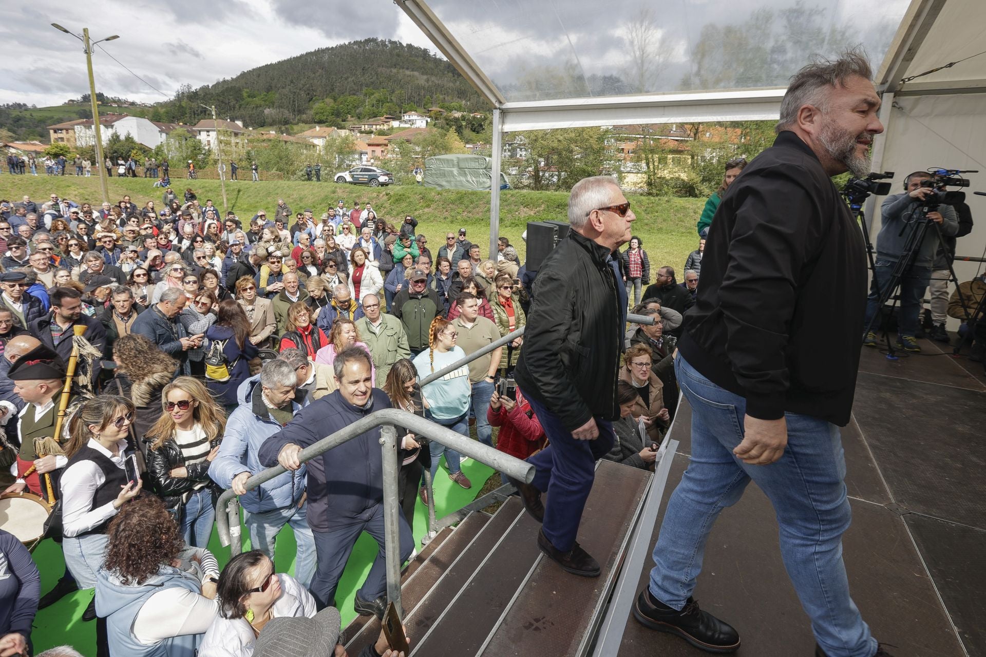 Así ha sido la emocionante subasta del Campanu de Asturias